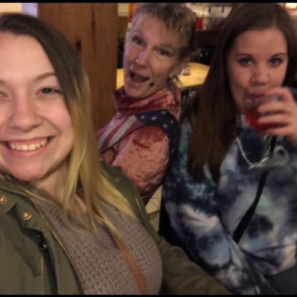 Meet your Posher, Sarah - Picture 4 of 8